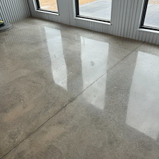 Perfectly-polished-concrete-commercial-project 1