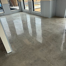 Perfectly-polished-concrete-commercial-project 2
