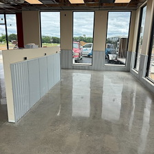 Perfectly-polished-concrete-commercial-project 3
