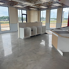 Perfectly-polished-concrete-commercial-project 0