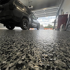 Top-quality-epoxy-flake-garage-flooring-system 1