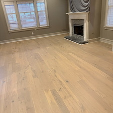 Very-high-quality-engineered-hardwood-flooring-installation-completed-in-the-neighborhood-of-Hampstead-in-Montgomery-Alabama 1