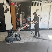 Wonderful-white-and-black-epoxy-flake-installation-done-in-Deer-Creek-subdivision-of-Montgomery-AL 5